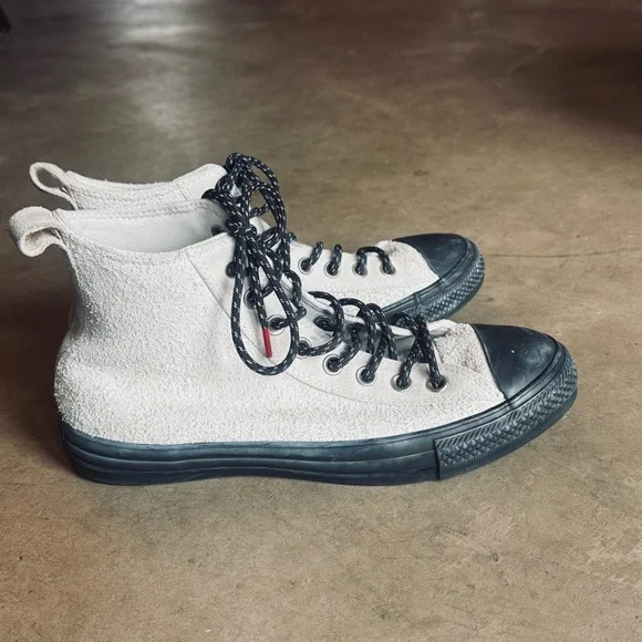 Rare Converse High-Top Sneakers in Gray Suede Leather, Black Trim W’s 9, Men’s 7 - Picture 3 of 10